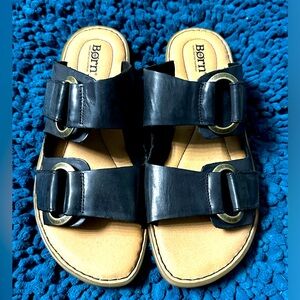 NWOT, Black leather, Born, women’s sandals, size 10.